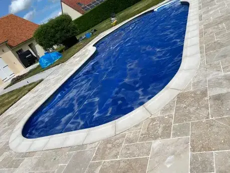 carreleur à Neuville-sur-Sarthe - image 2